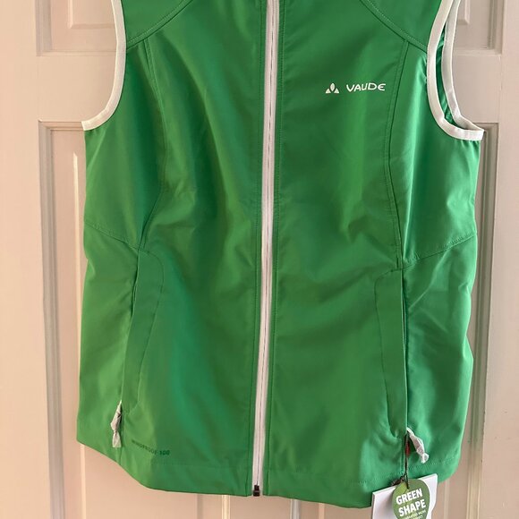 Vaude Wms Green Windproof front zip Vest Size Med - Picture 2 of 7